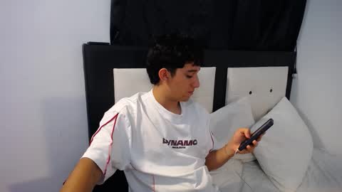 -- nicolle and jhon -- online show from February 16, 2026, 3:57 am