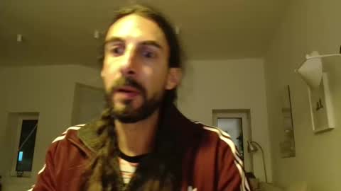 Snapshot of dread1990 chatting on May 9, 2026, 10:37 pm new profile Aircum99 online show from May 9, 2026, 10:37 pm
