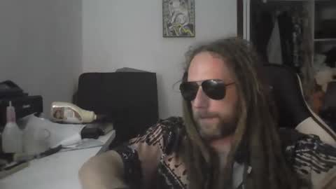 Snapshot of dreadfulparadise chatting on September 28, 2025, 12:49 am dreadfulparadise online show from September 28, 2025, 12:49 am