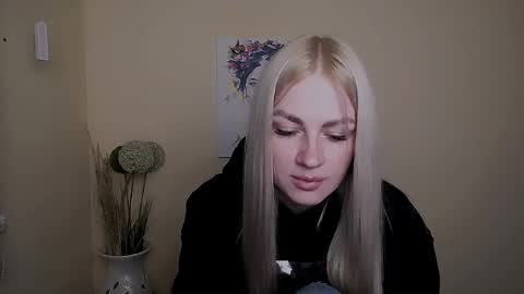 Snapshot of dream_dolly_ chatting on September 25, 2025, 1:04 pm dream_dolly_ online show from September 25, 2025, 1:04 pm