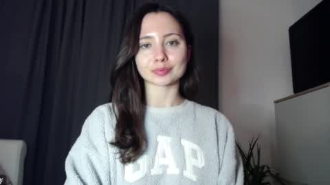 Nicole online show from January 7, 2026, 3:14 pm