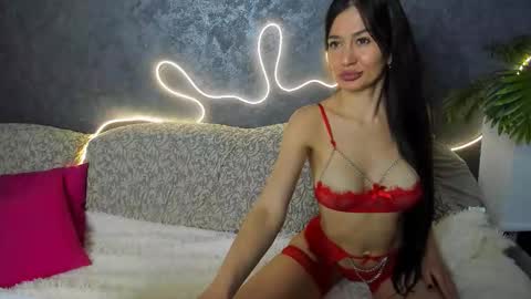 Olivia online show from March 27, 2026, 2:50 am