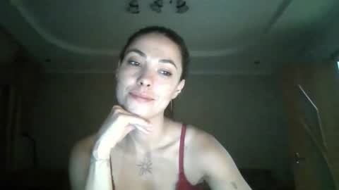 dream_petal_ online show from January 9, 2026, 1:36 pm