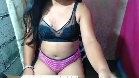 Snapshot of dream_pussyxx chatting on June 22, 2026, 10:45 am dream_pussyxx online show from June 22, 2026, 10:45 am
