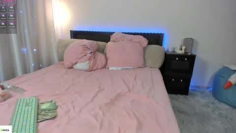 Mari online show from October 2, 2025, 5:14 am