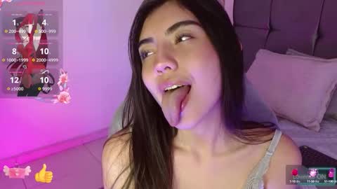 Snapshot of dream_wishx chatting on October 7, 2025, 9:23 pm dream_wishx online show from October 7, 2025, 9:23 pm