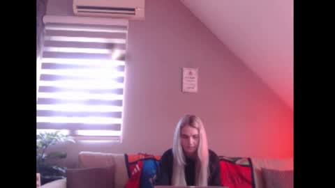 A girl online show from March 10, 2026, 8:30 am