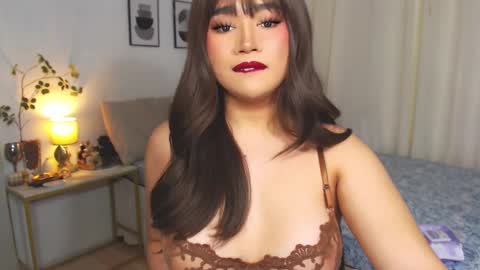 Snapshot of dreamgirlheaven chatting on January 12, 2025, 6:49 am Heaven online show from January 12, 2025, 6:49 am