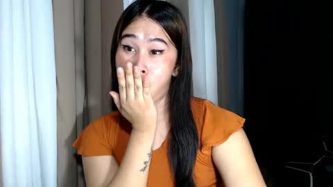 Snapshot of dreammegan chatting on December 11, 2024, 11:32 pm Stacy DONT FORGET TO FOLLOW ME AND THUMBS UP my wife samgrg2 online show from December 11, 2024, 11:32 pm