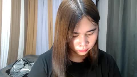 Snapshot of dreammegan chatting on February 9, 2025, 5:22 pm Stacy DONT FORGET TO FOLLOW ME AND THUMBS UP my wife samgrg2 online show from February 9, 2025, 5:22 pm