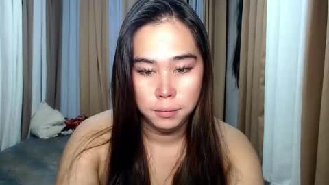Snapshot of dreammegan chatting on September 21, 2025, 4:30 pm Stacy DONT FORGET TO FOLLOW ME AND THUMBS UP my wife samgrg2 online show from September 21, 2025, 4:30 pm