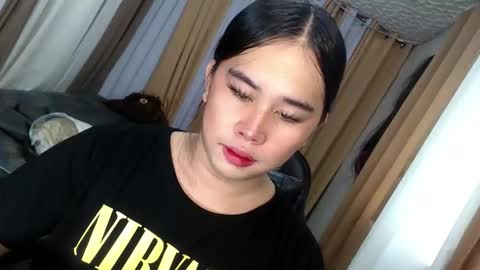 Snapshot of dreammegan chatting on October 5, 2025, 1:15 am Stacy DONT FORGET TO FOLLOW ME AND THUMBS UP my wife samgrg2 online show from October 5, 2025, 1:15 am