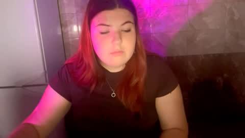 Snapshot of dreamy_desire_ chatting on October 24, 2025, 10:17 pm Odri online show from October 24, 2025, 10:17 pm