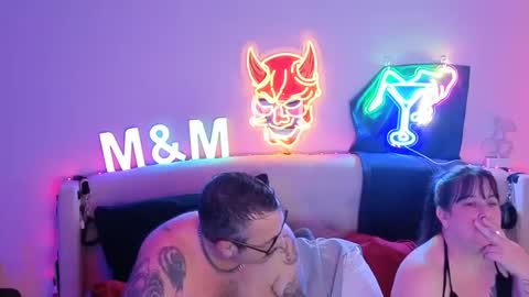 DreamyCouple01 online show from May 18, 2026, 10:04 pm