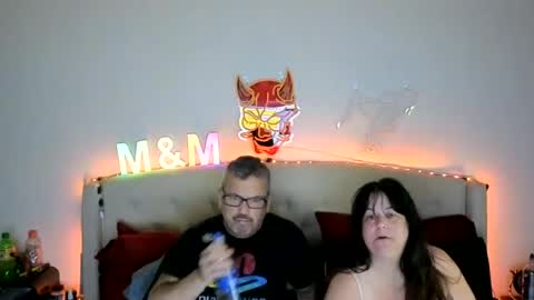 Snapshot of dreamycouple01 chatting on July 4, 2026, 11:33 pm DreamyCouple01 online show from July 4, 2026, 11:33 pm