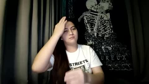 Snapshot of dreamycreamyst chatting on January 7, 2025, 7:52 am dreamycreamyst online show from January 7, 2025, 7:52 am