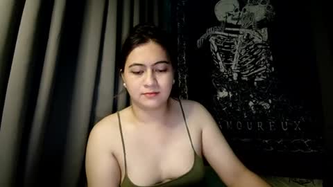 Snapshot of dreamycreamyst chatting on January 18, 2025, 8:41 am dreamycreamyst online show from January 18, 2025, 8:41 am