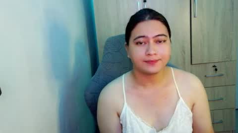 dreamycreamyst online show from July 1, 2026, 1:51 am