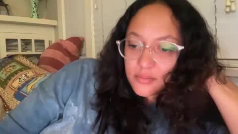 Snapshot of dreamyriri chatting on October 5, 2025, 3:27 am RIRI OR DREAMY online show from October 5, 2025, 3:27 am