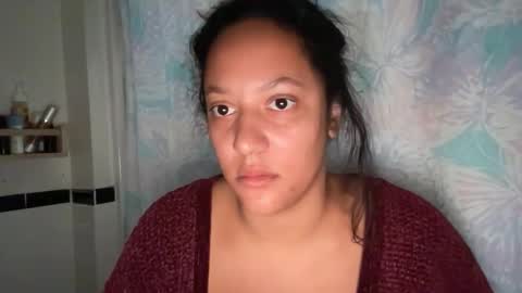 Snapshot of dreamyriri chatting on October 19, 2025, 2:40 pm RIRI OR DREAMY online show from October 19, 2025, 2:40 pm