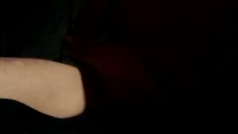 Snapshot of drey40 chatting on January 9, 2026, 6:05 am drey40 online show from January 9, 2026, 6:05 am