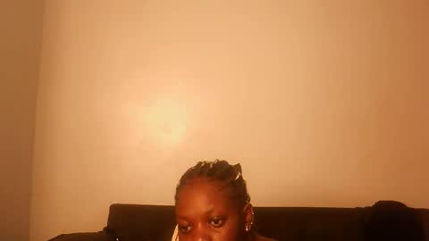 Kimberly online show from May 11, 2026, 12:49 am