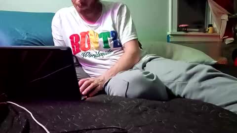 drippiehippie420 online show from April 21, 2026, 3:13 am