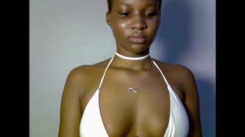 Snapshot of drippingpussy__ chatting on October 27, 2025, 8:02 pm drippingpussy__ online show from October 27, 2025, 8:02 pm
