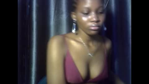 Snapshot of drippingpussy__ chatting on November 7, 2025, 8:42 pm drippingpussy__ online show from November 7, 2025, 8:42 pm