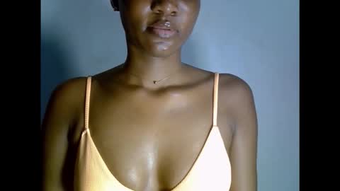 Snapshot of drippingpussy__ chatting on November 26, 2025, 7:04 pm drippingpussy__ online show from November 26, 2025, 7:04 pm