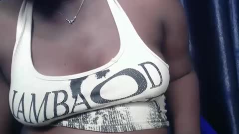 Snapshot of drippussy1 chatting on February 16, 2026, 6:37 pm Ebonypussy1 online show from February 16, 2026, 6:37 pm