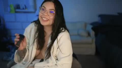 Snapshot of drizzypeach602 chatting on December 23, 2024, 2:56 am Drizzypeach602 online show from December 23, 2024, 2:56 am