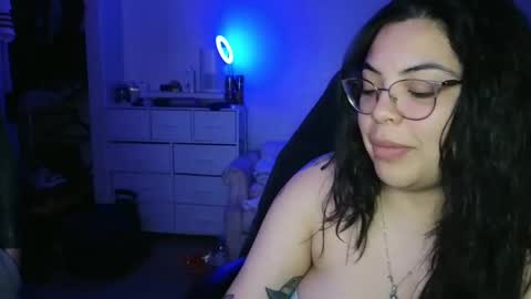 Snapshot of drizzypeach602 chatting on February 5, 2025, 3:55 am Drizzypeach602 online show from February 5, 2025, 3:55 am