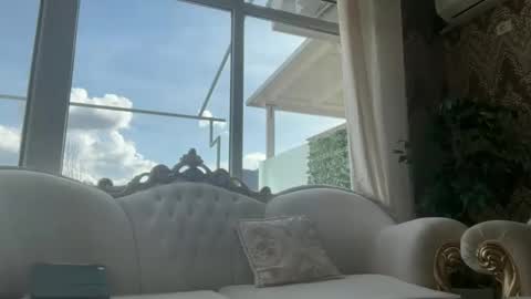 Snapshot of drresa chatting on March 1, 2025, 12:34 pm Dr. Resa online show from March 1, 2025, 12:34 pm