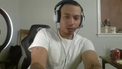 Snapshot of dubz07 chatting on December 27, 2024, 8:56 am dubz07 online show from December 27, 2024, 8:56 am