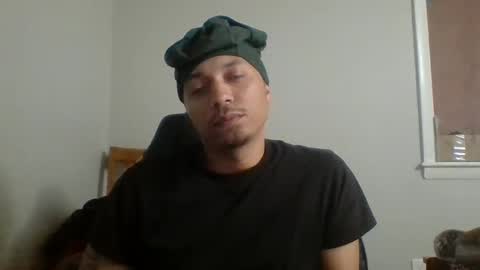 Snapshot of dubz07 chatting on January 9, 2025, 12:14 am dubz07 online show from January 9, 2025, 12:14 am