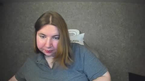 Snapshot of duchess_dafna chatting on December 20, 2024, 8:45 pm Duchess Dafna online show from December 20, 2024, 8:45 pm