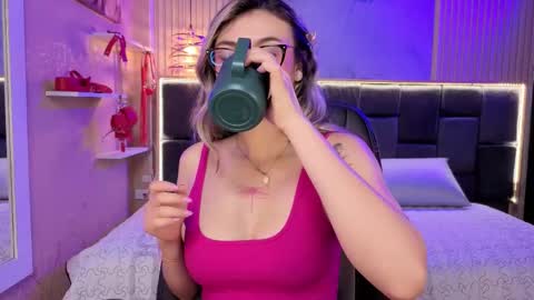 Victoria online show from November 9, 2025, 8:23 am