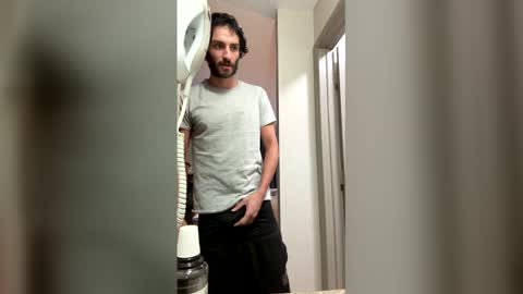 dude1999999 online show from January 10, 2026, 2:46 am