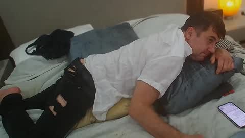 Dude online show from November 1, 2025, 2:13 am