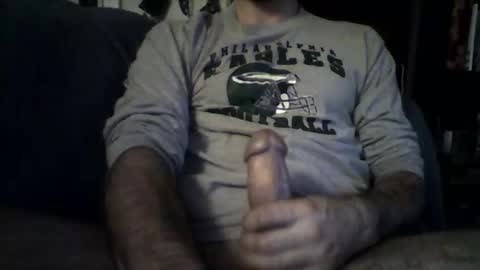 Snapshot of dudeman757 chatting on December 9, 2024, 5:18 am dudeman757 online show from December 9, 2024, 5:18 am