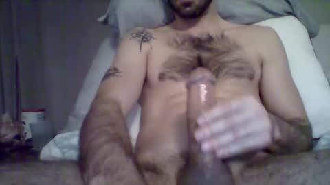 Snapshot of dudeman757 chatting on February 14, 2025, 10:47 pm dudeman757 online show from February 14, 2025, 10:47 pm