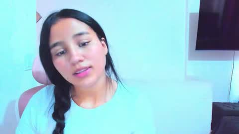 Dulce  online show from October 16, 2025, 4:52 pm