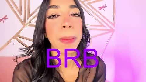 Snapshot of dulce_brown01 chatting on September 18, 2025, 12:18 pm Dulce online show from September 18, 2025, 12:18 pm