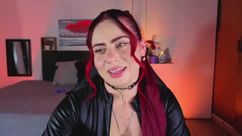 DULCE online show from April 8, 2026, 7:36 pm