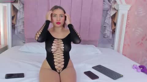 Dulce online show from March 25, 2026, 11:38 am