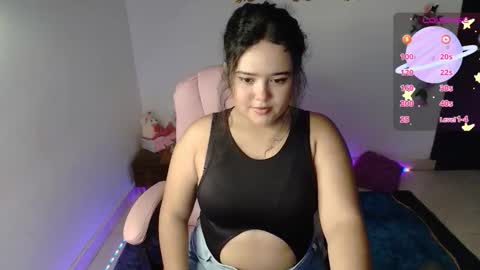 Snapshot of dulce_julieta_ chatting on November 8, 2025, 11:25 pm Dulce online show from November 8, 2025, 11:25 pm