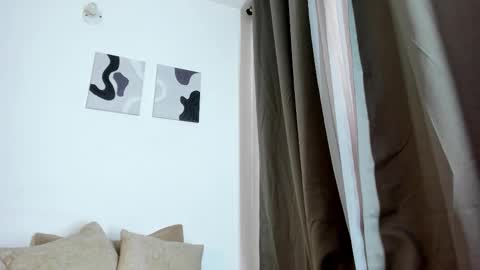 dulce melodia online show from March 18, 2026, 6:33 pm