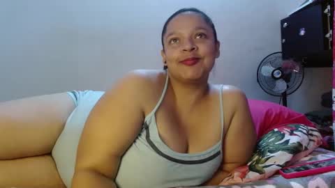 Snapshot of dulce_mmaria chatting on February 23, 2025, 5:39 pm dulce online show from February 23, 2025, 5:39 pm