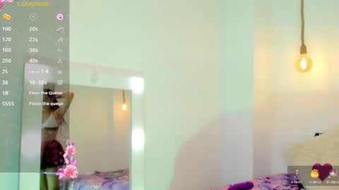 dulce_watson1 online show from December 4, 2024, 3:21 pm